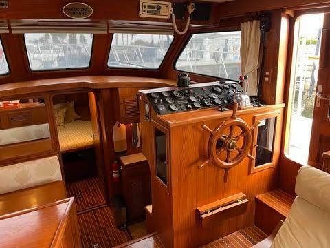1987 Kha Shing Sundeck