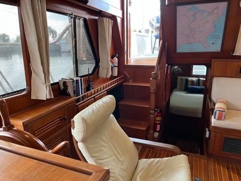1987 Kha Shing Sundeck