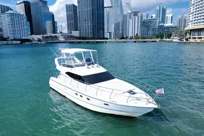 Azimut 43