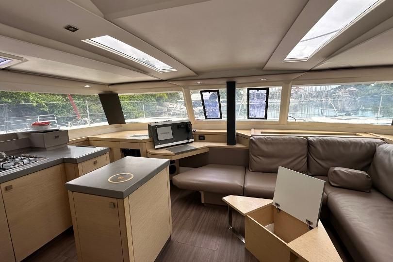 2018 Fountaine Pajot 45 