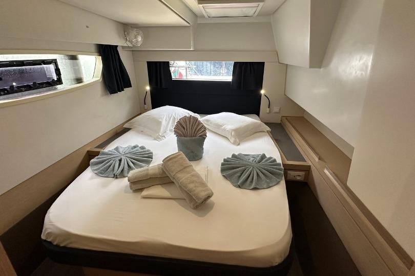 2018 Fountaine Pajot 45 