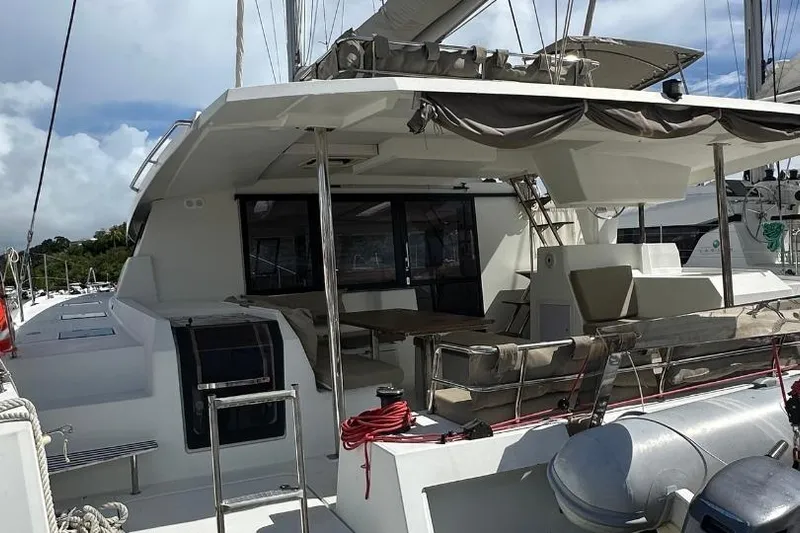 Neptunite Yacht Photos Pics SAONA 47 - 2018