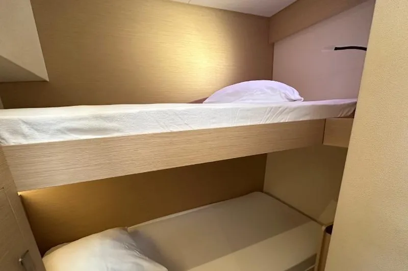 Neptunite Yacht Photos Pics SAONA 47 - 2018