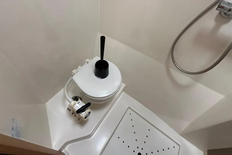 Neptunite Yacht Photos Pics SAONA 47 - 2018