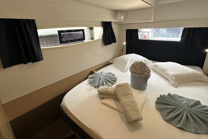 2018 Fountaine Pajot 45 