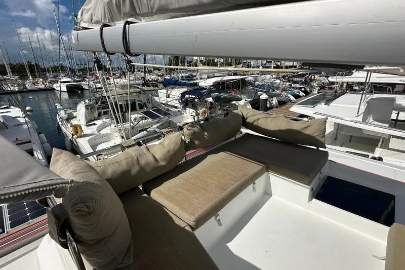 Neptunite Yacht Photos Pics SAONA 47 - 2018