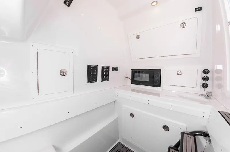 Talkin Trash Yacht Photos Pics 