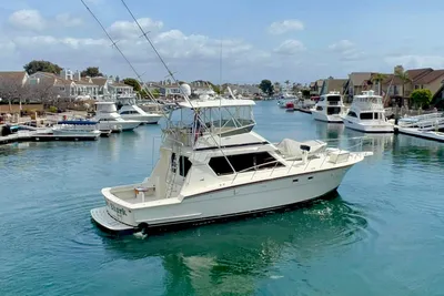 Hatteras 48 Convertible