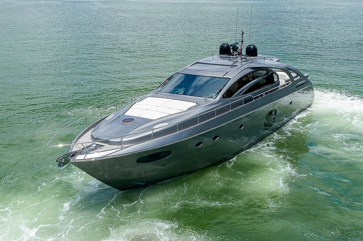 2015 Pershing 70 