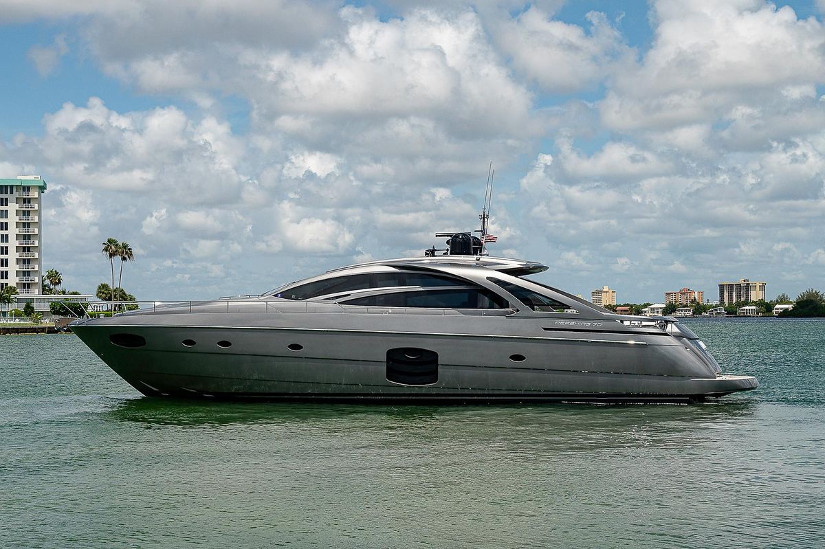 2015 Pershing 70 