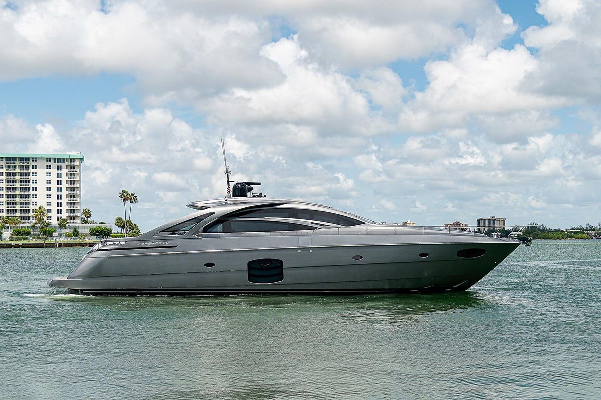 2015 Pershing 70 