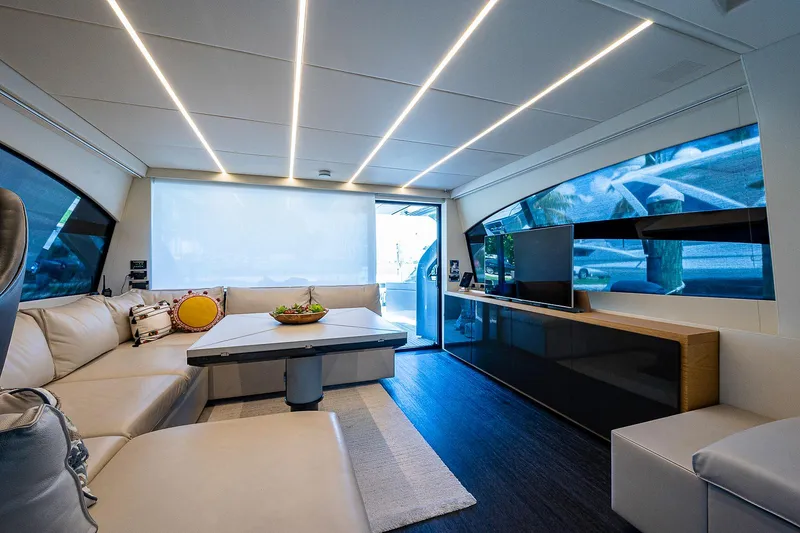 Andiamo Yacht Photos Pics 