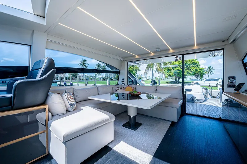 Andiamo Yacht Photos Pics 