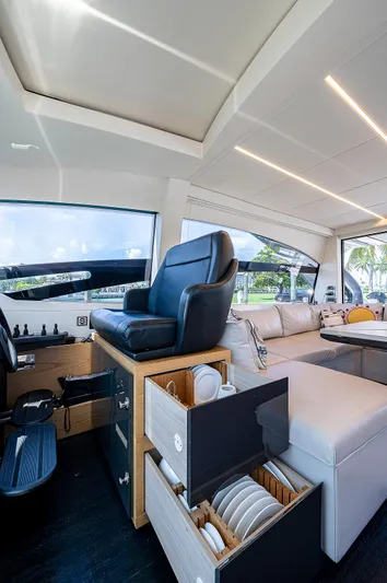 Andiamo Yacht Photos Pics 