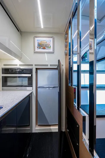 Andiamo Yacht Photos Pics 