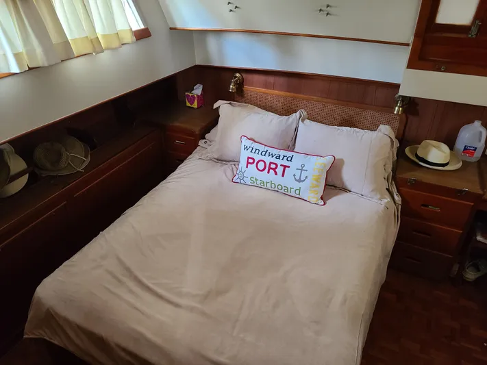 Thoosa Yacht Photos Pics 