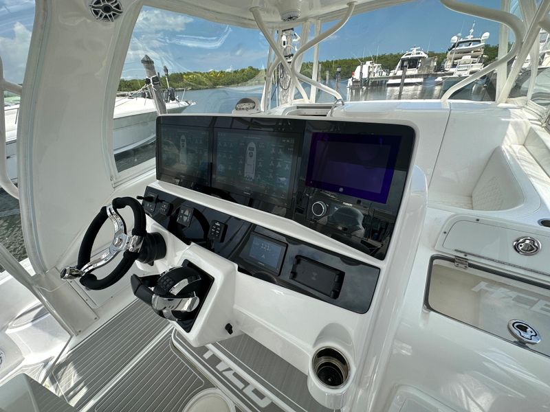 2008 Hydra-Sports 3500 VX