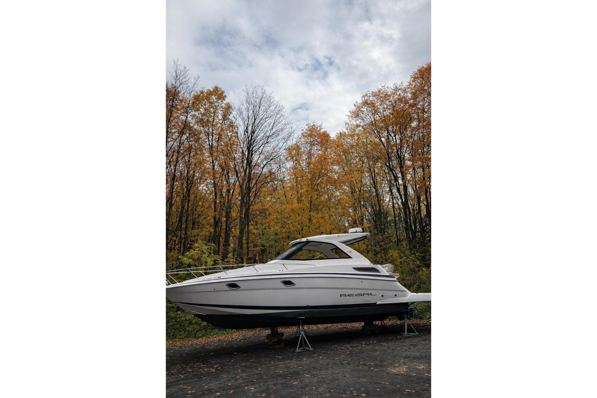 Regal 35 Sport Coupe