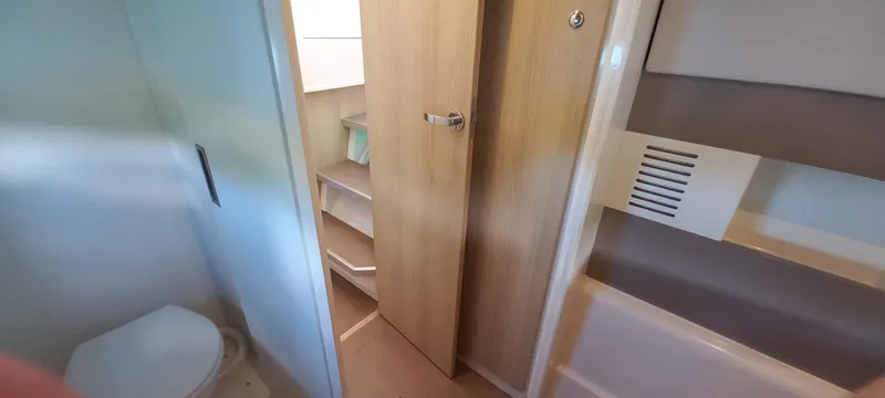 Tolkien II Yacht Photos Pics 