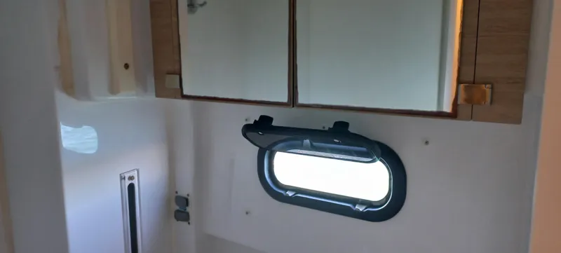 Tolkien II Yacht Photos Pics 