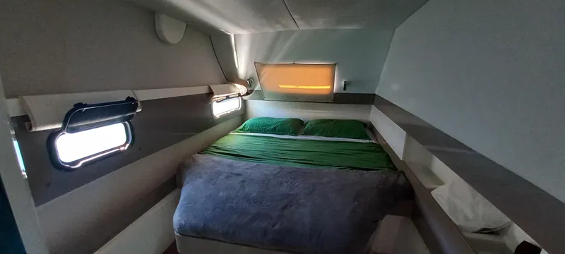 Tolkien II Yacht Photos Pics 