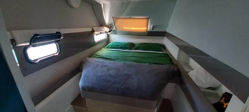 Tolkien II Yacht Photos Pics 