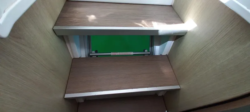 Tolkien II Yacht Photos Pics 