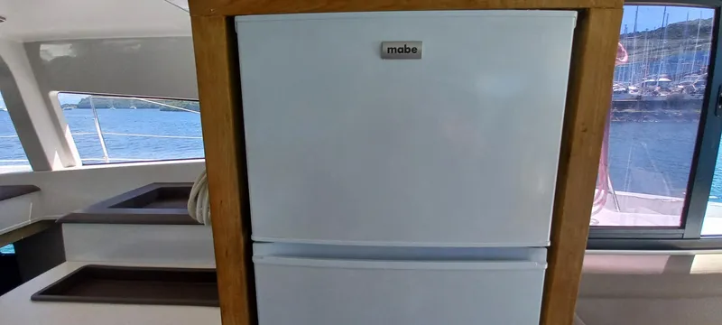 Tolkien II Yacht Photos Pics 