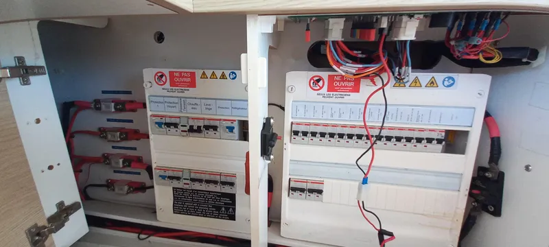 Tolkien II Yacht Photos Pics 