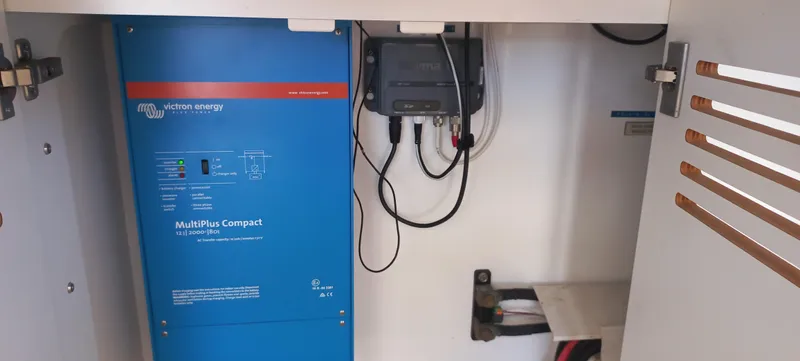 Tolkien II Yacht Photos Pics 