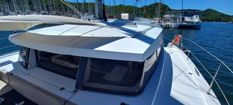 Tolkien II Yacht Photos Pics 