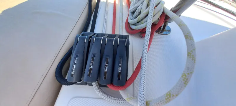 Tolkien II Yacht Photos Pics 