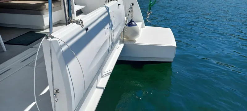 Tolkien II Yacht Photos Pics 