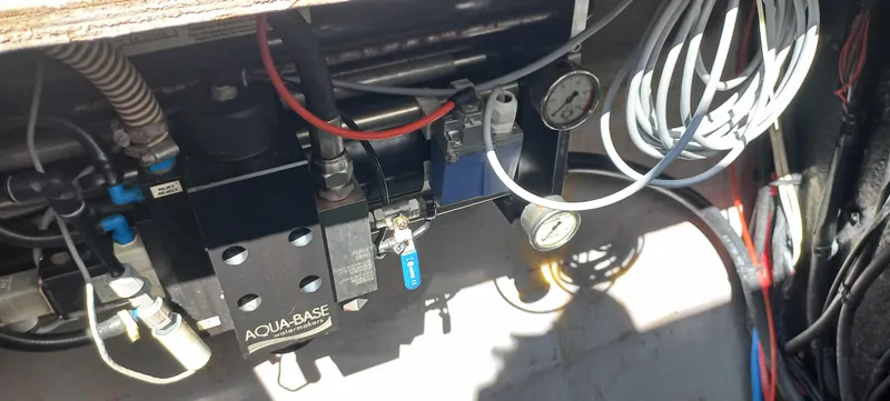 Tolkien II Yacht Photos Pics 