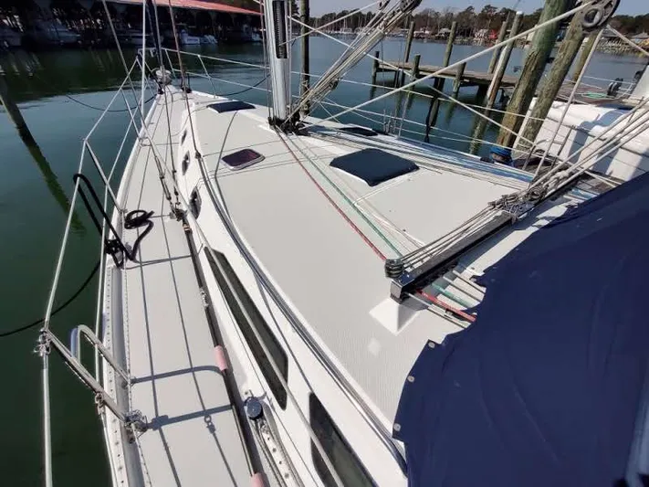 Full Circle Yacht Photos Pics 