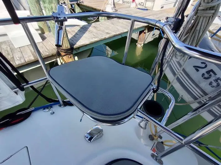 Full Circle Yacht Photos Pics 