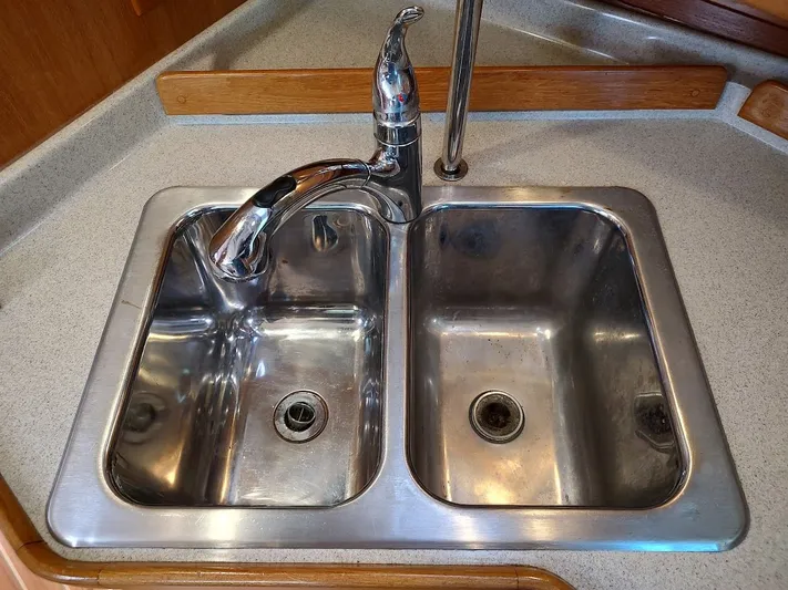 Full Circle Yacht Photos Pics 