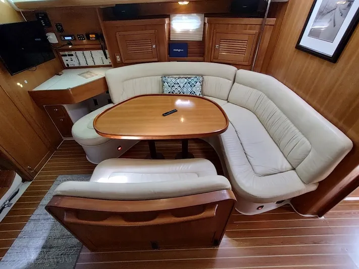 Full Circle Yacht Photos Pics 