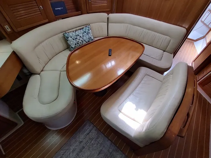 Full Circle Yacht Photos Pics 