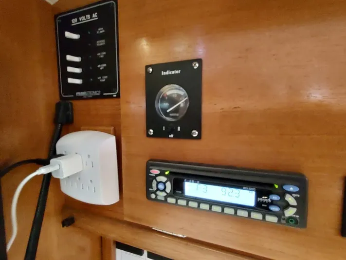 Full Circle Yacht Photos Pics 