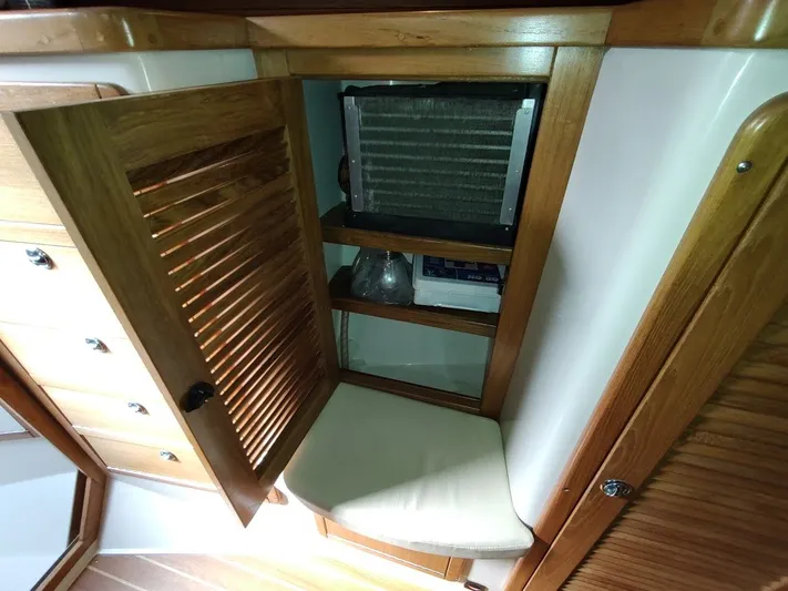 Full Circle Yacht Photos Pics 