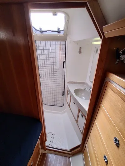 Full Circle Yacht Photos Pics 