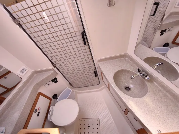 Full Circle Yacht Photos Pics 