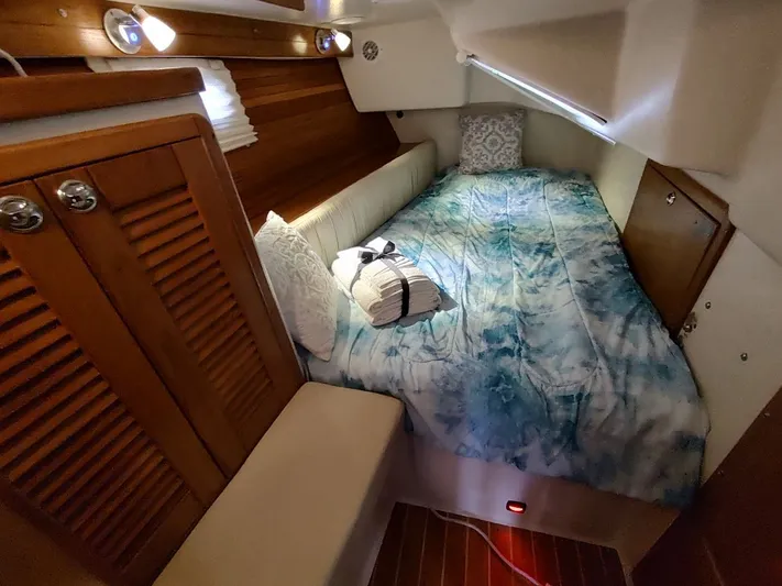 Full Circle Yacht Photos Pics 