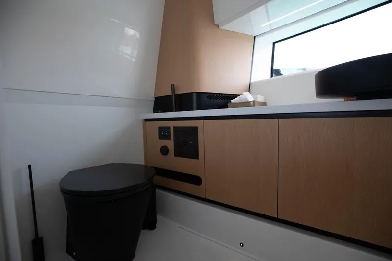  Yacht Photos Pics Interior of Maori 46 Outboard 2026 with modern design.