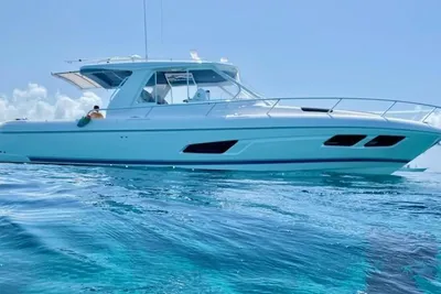 Intrepid 438 Evolution