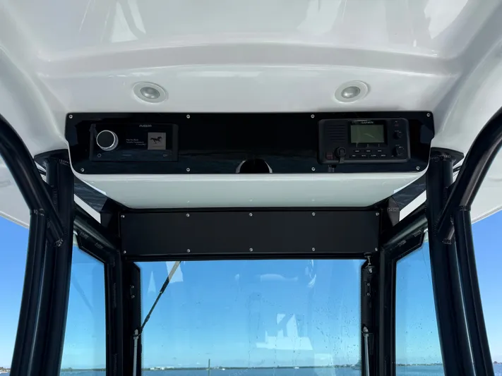  Yacht Photos Pics 2026 EVERGLADES 253 CC - Image 19