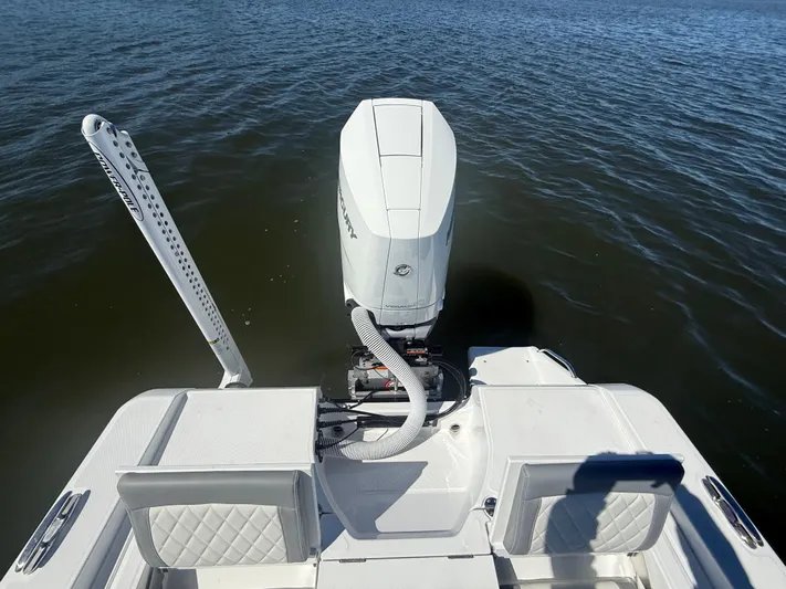  Yacht Photos Pics 2026 EVERGLADES 253 CC - Image 26