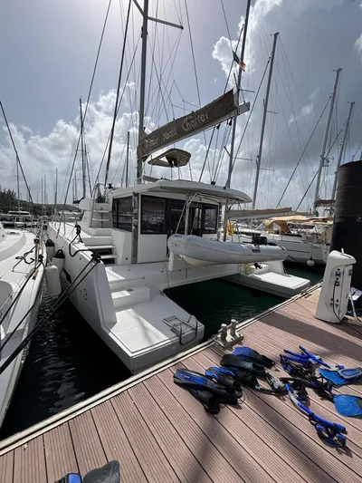 Trinidad Yacht Photos Pics Bali 4.3