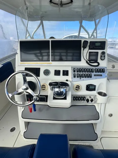 On The Right Track Yacht Photos Pics 